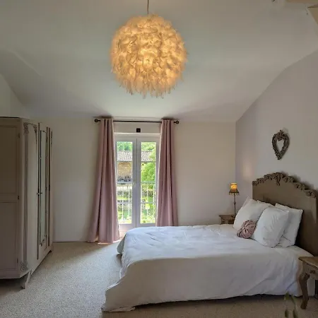 Petit Romantique Avec Piscine Couverte, Jardin Et Animaux, Proche De La Nature A - Fr-1-653-234 Holiday home *