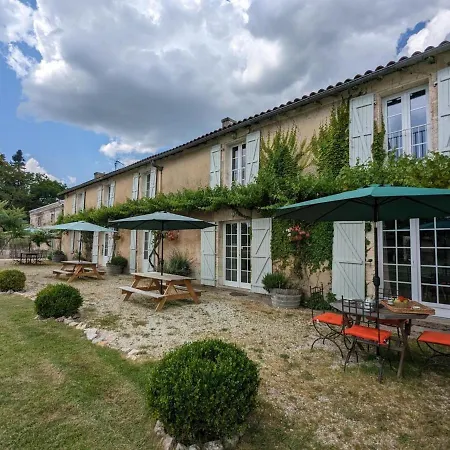 Petit Romantique Avec Piscine Couverte, Jardin Et Animaux, Proche De La Nature A - Fr-1-653-234